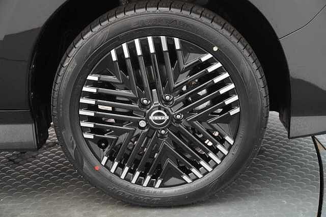 Nissan LEAF 39KW Tekna Auto with BOSE Audio and Pro Pilot Technology