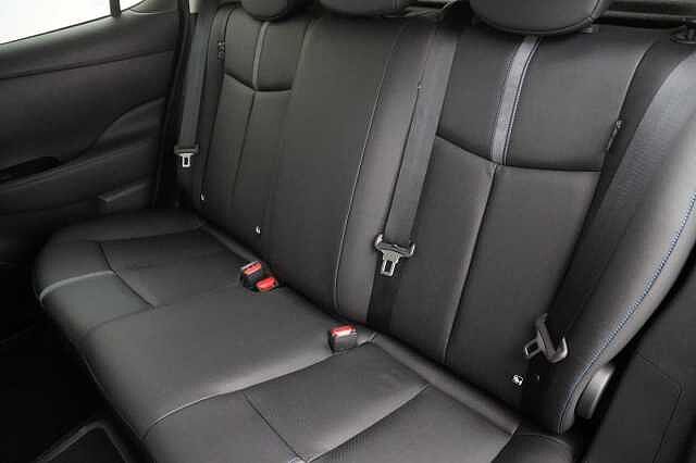 Nissan LEAF 39KW Tekna Auto with BOSE Audio and Pro Pilot Technology