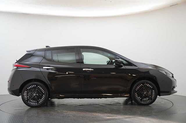 Nissan LEAF 39KW Tekna Auto with BOSE Audio and Pro Pilot Technology