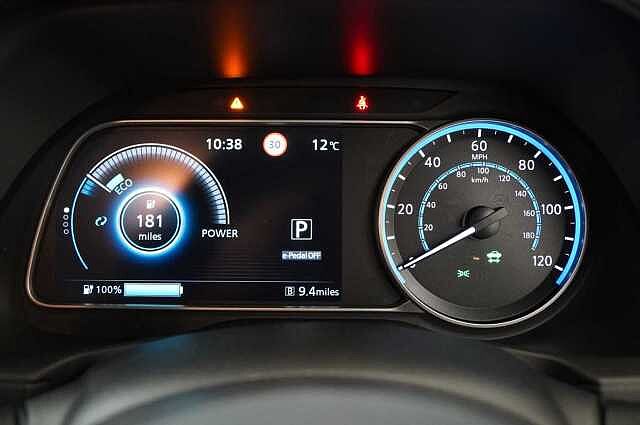 Nissan LEAF 39KW Tekna Auto with BOSE Audio and Pro Pilot Technology
