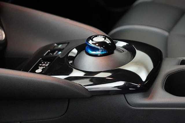Nissan LEAF 39KW Tekna Auto with BOSE Audio and Pro Pilot Technology