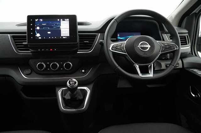 Nissan Primastar 2.0 dCi 110 Tekna L2 H1 3.0T 6 Seat Crew Van