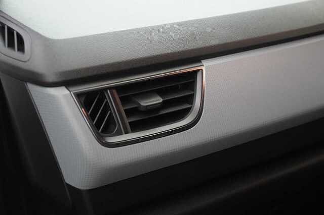 Nissan Townstar EV 45KW Tekna Auto L1 H1 Van with Sat Nav and Rear View Camera