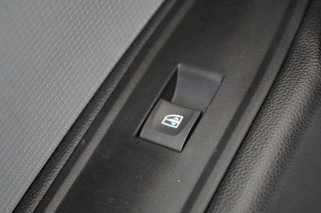 Nissan Townstar EV 45KW Tekna Auto L1 H1 Van with Sat Nav and Rear View Camera