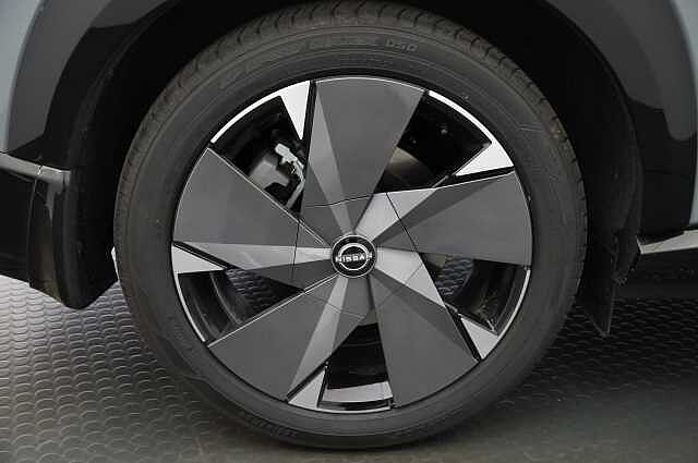 Nissan ARIYA 63KW Advance Auto with Sat Nav and 360 Cameras  + Alloy Wheel Upgrade