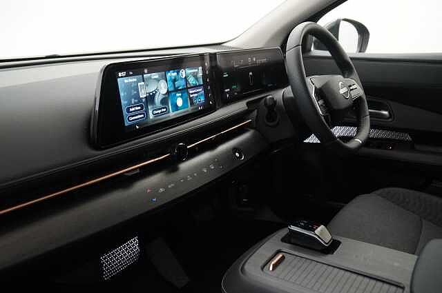 Nissan ARIYA 63KW Advance Auto with Sat Nav and 360 Cameras  + Alloy Wheel Upgrade