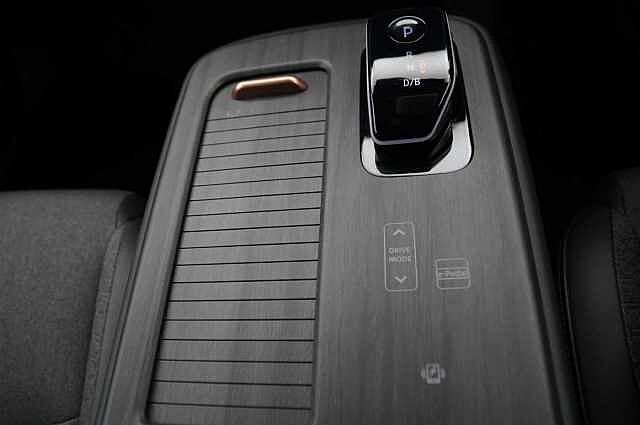 Nissan ARIYA 63KW Advance Auto with Sat Nav and 360 Cameras  + Alloy Wheel Upgrade