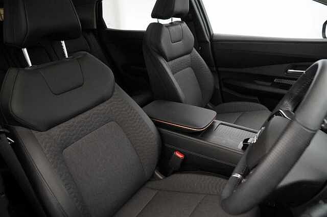 Nissan ARIYA 63KW Advance Auto with Sat Nav and 360 Cameras  + Alloy Wheel Upgrade