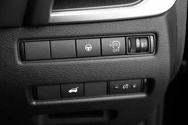 Nissan X-Trail 1.5 VC-T MH 163 N-Connecta X-Tronic Auto with 7 Seats + Nav and 360 Cameras