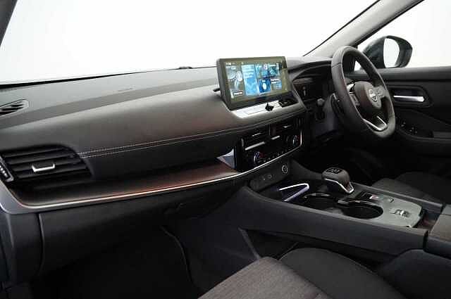 Nissan X-Trail 1.5 VC-T MH 163 N-Connecta X-Tronic Auto with 7 Seats + Nav and 360 Cameras