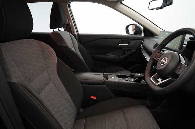 Nissan X-Trail 1.5 VC-T MH 163 N-Connecta X-Tronic Auto with 5 Seats + Nav and 360 Cameras