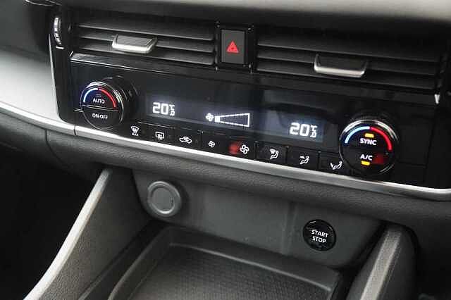 Nissan Qashqai 1.5 190 e-Power Acenta Premium Auto with Rear View Camera