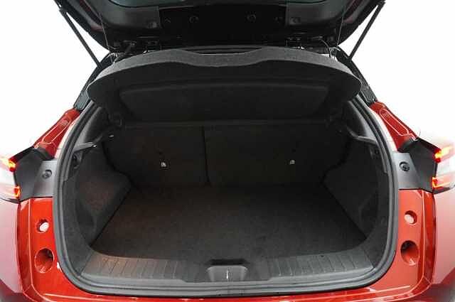 Nissan Juke 1.0 DIG-T 114 Tekna+ with BOSE Audio and Drive Assist Technology