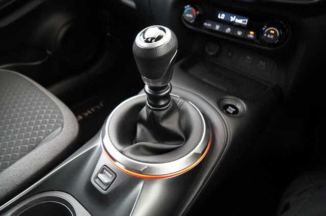 Nissan Juke 1.0 DIG-T 114 N-Connecta with Sat Nav and Rear View Camera