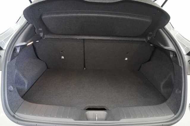 Nissan Juke 1.0 DIG-T 114 N-Connecta with Sat Nav and Rear View Camera