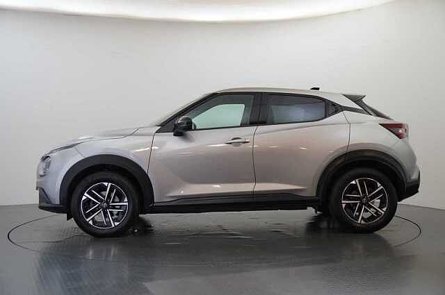 Nissan Juke 1.0 DIG-T 114 N-Connecta with Sat Nav and Rear View Camera