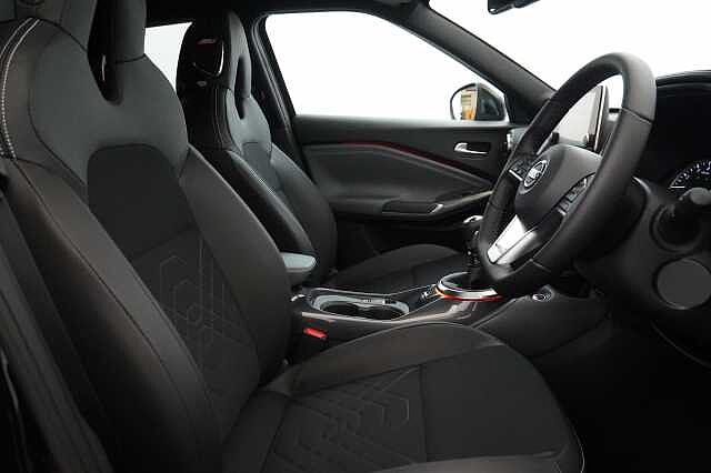 Nissan Juke 1.0 DIG-T 114 Tekna with BOSE Audio and Drive Assist Technology