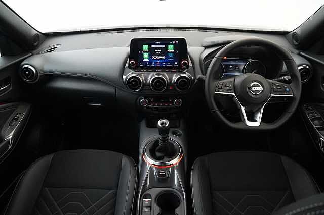Nissan Juke 1.0 DIG-T 114 Tekna with BOSE Audio and Drive Assist Technology