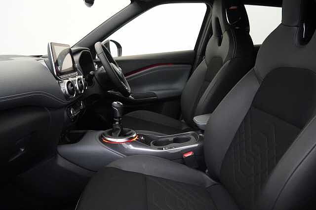 Nissan Juke 1.0 DIG-T 114 Tekna with BOSE Audio and Drive Assist Technology