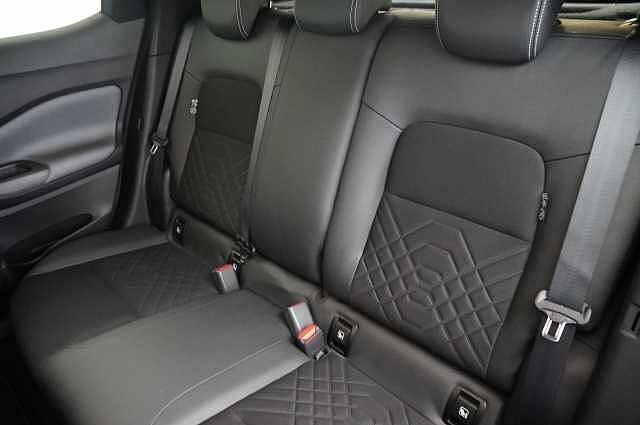 Nissan Juke 1.0 DIG-T 114 Tekna with BOSE Audio and Drive Assist Technology