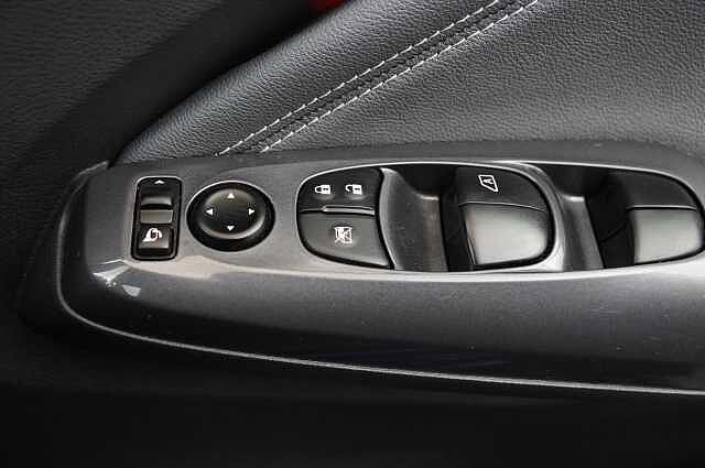 Nissan Juke 1.0 DIG-T 114 Tekna with BOSE Audio and Drive Assist Technology