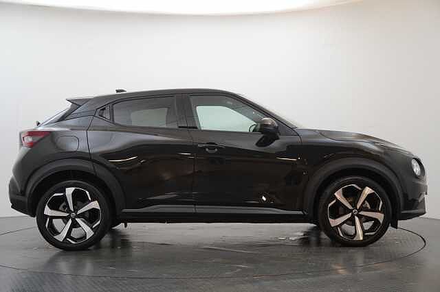 Nissan Juke 1.0 DIG-T 114 Tekna with BOSE Audio and Drive Assist Technology