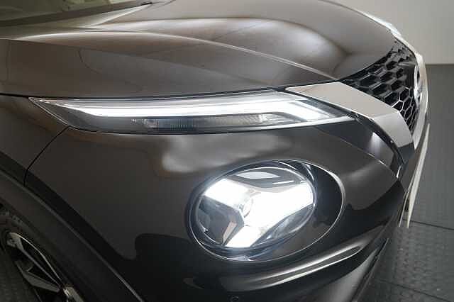 Nissan Juke 1.0 DIG-T 114 Tekna with BOSE Audio and Drive Assist Technology