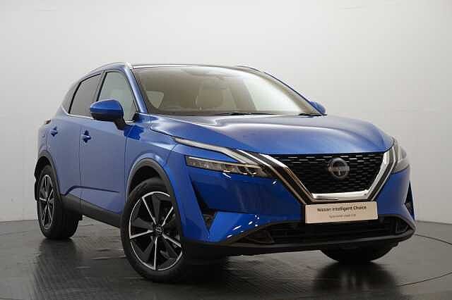 Nissan Qashqai 1.3 DIG-T MH 140 Tekna with Glass Roof and Drive Assist Technology