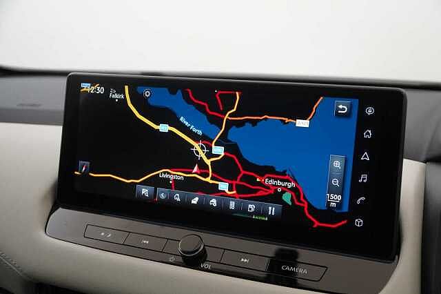 Nissan Qashqai 1.3 DIG-T MH 140 Tekna with Glass Roof and Drive Assist Technology