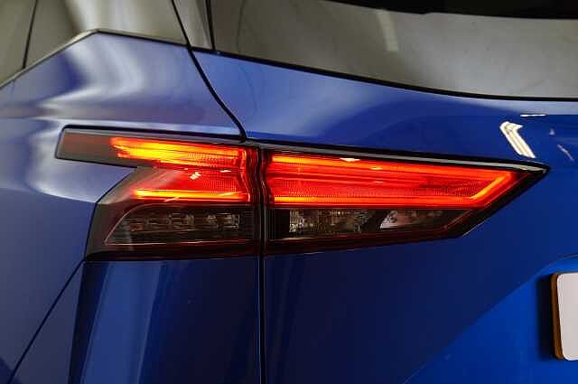 Nissan Qashqai 1.3 DIG-T MH 140 Tekna with Glass Roof and Drive Assist Technology