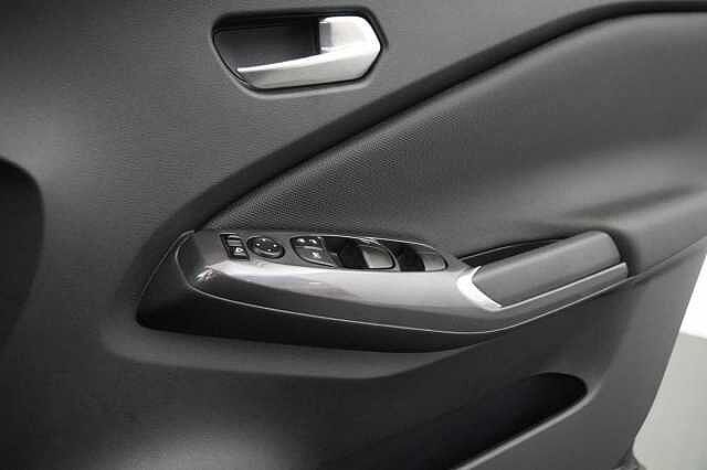 Nissan Juke 1.0 DIG-T 117 Acenta with Comfort Pack Upgrade