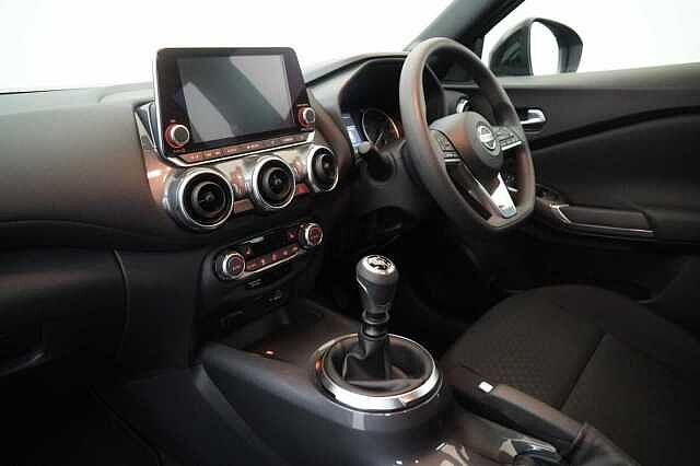 Nissan Juke 1.0 DIG-T 117 Acenta with Comfort Pack Upgrade