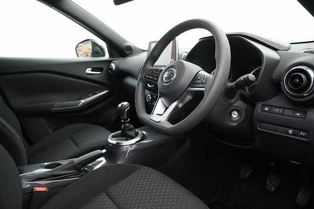 Nissan Juke 1.0 DIG-T 117 Acenta with Comfort Pack Upgrade