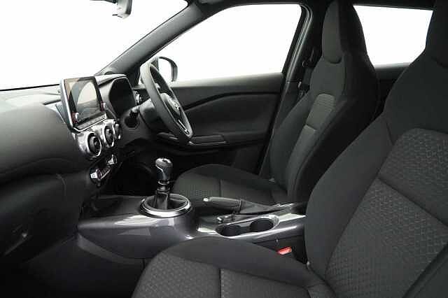 Nissan Juke 1.0 DIG-T 117 Acenta with Comfort Pack Upgrade