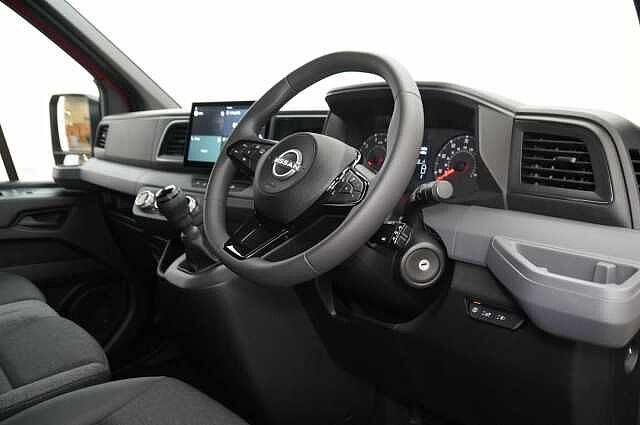 Nissan Interstar 2.0 dCi 130 Acenta L2 H2 3.5T Panel Van