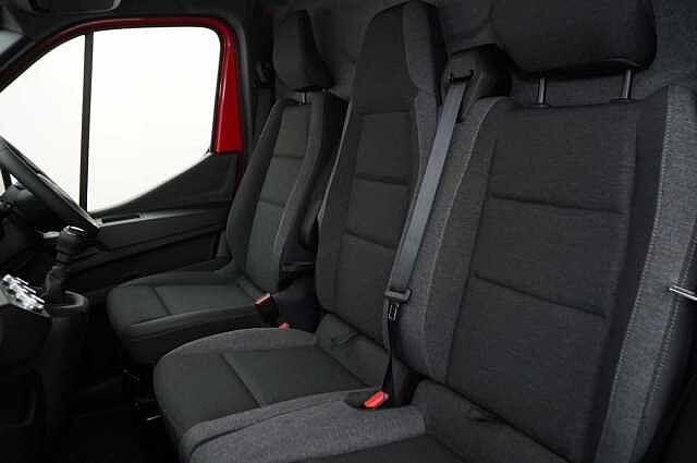 Nissan Interstar 2.0 dCi 130 Acenta L2 H2 3.5T Panel Van