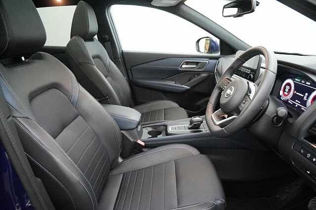 Nissan Qashqai 1.3 DiG-T MH 158 2WD Tekna X-Tronic Auto with Glass Roof and Pro Pilot