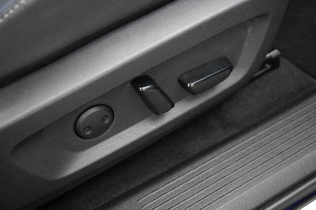 Nissan Qashqai 1.3 DiG-T MH 158 2WD Tekna X-Tronic Auto with Glass Roof and Pro Pilot