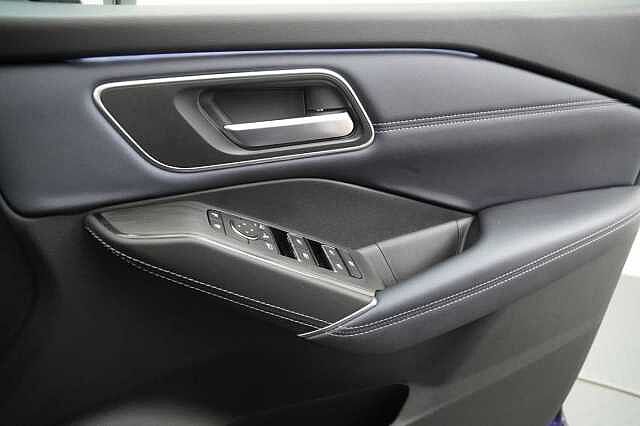 Nissan Qashqai 1.3 DiG-T MH 158 2WD Tekna X-Tronic Auto with Glass Roof and Pro Pilot