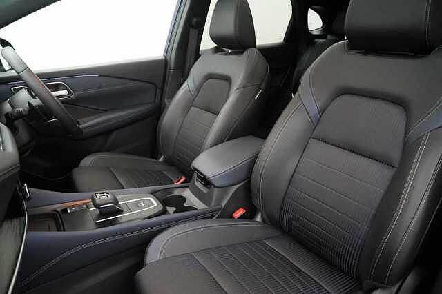 Nissan Qashqai 1.3 DiG-T MH 158 2WD Tekna X-Tronic Auto with Glass Roof and Pro Pilot