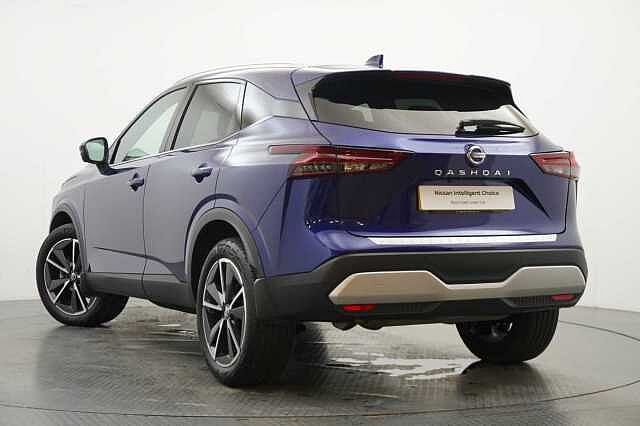 Nissan Qashqai 1.3 DiG-T MH 158 2WD Tekna X-Tronic Auto with Glass Roof and Pro Pilot
