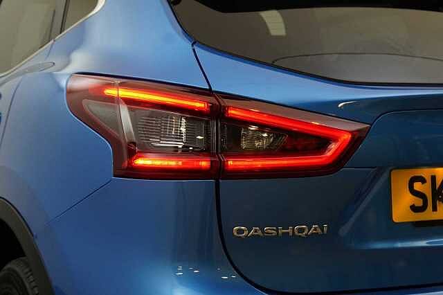 Nissan Qashqai 1.5 dCi 110 N-Connecta with Sat Nav and 360 Around View Cameras