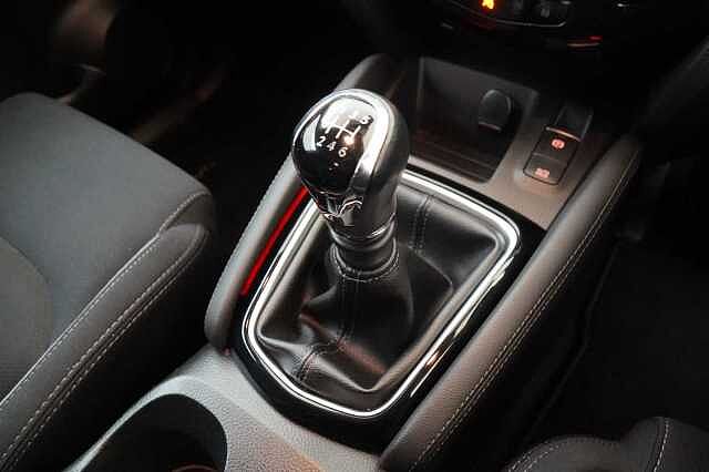 Nissan Qashqai 1.5 dCi 110 N-Connecta with Sat Nav and 360 Around View Cameras