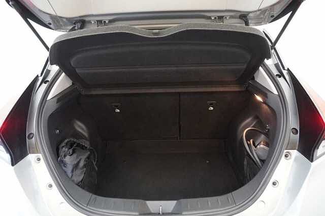 Nissan LEAF 40KW Acenta Auto with Rear View Camera and Apple + Android Integration