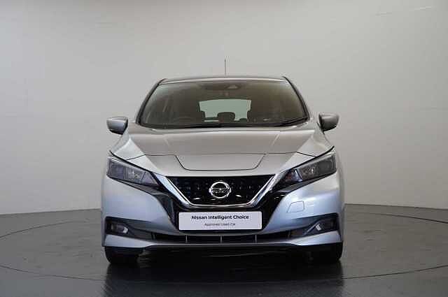 Nissan LEAF 40KW Acenta Auto with Rear View Camera and Apple + Android Integration