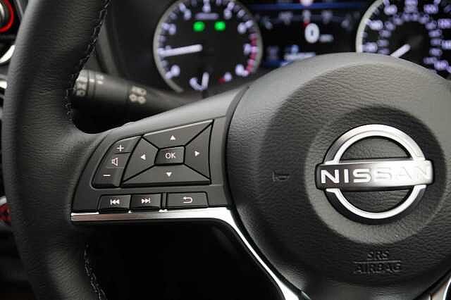 Nissan Juke 1.0 DIG-T 114 N-Connecta with Sat Nav and Rear View Camera