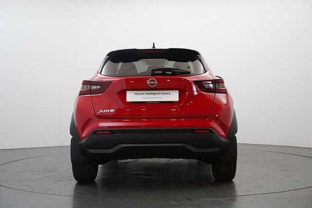 Nissan Juke 1.0 DIG-T 114 N-Connecta with Sat Nav and Rear View Camera