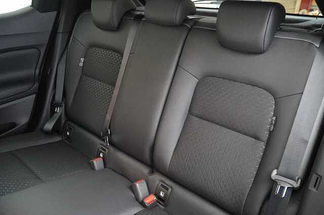 Nissan Juke 1.0 DIG-T 114 N-Connecta with Sat Nav and Rear View Camera