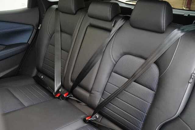 Nissan Qashqai 1.3 DIG-T MH 140 Tekna with Glass Roof and Drive Assist Technology