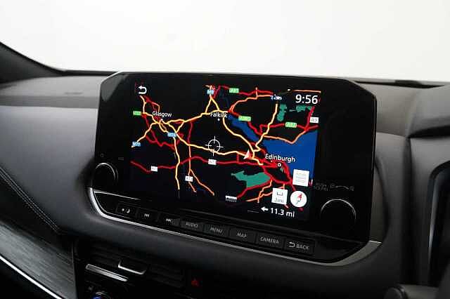 Nissan Qashqai 1.3 DIG-T MH 140 Tekna with Glass Roof and Drive Assist Technology